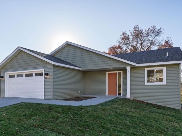 2524 15 Street SE, Rochester, MN 55904