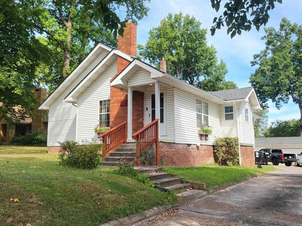 324 E Nettleton Ave, Jonesboro, AR 72401