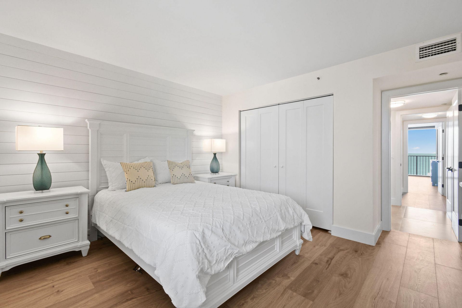 400 Beach Road, Unit 903, Tequesta, FL 33469 Photo