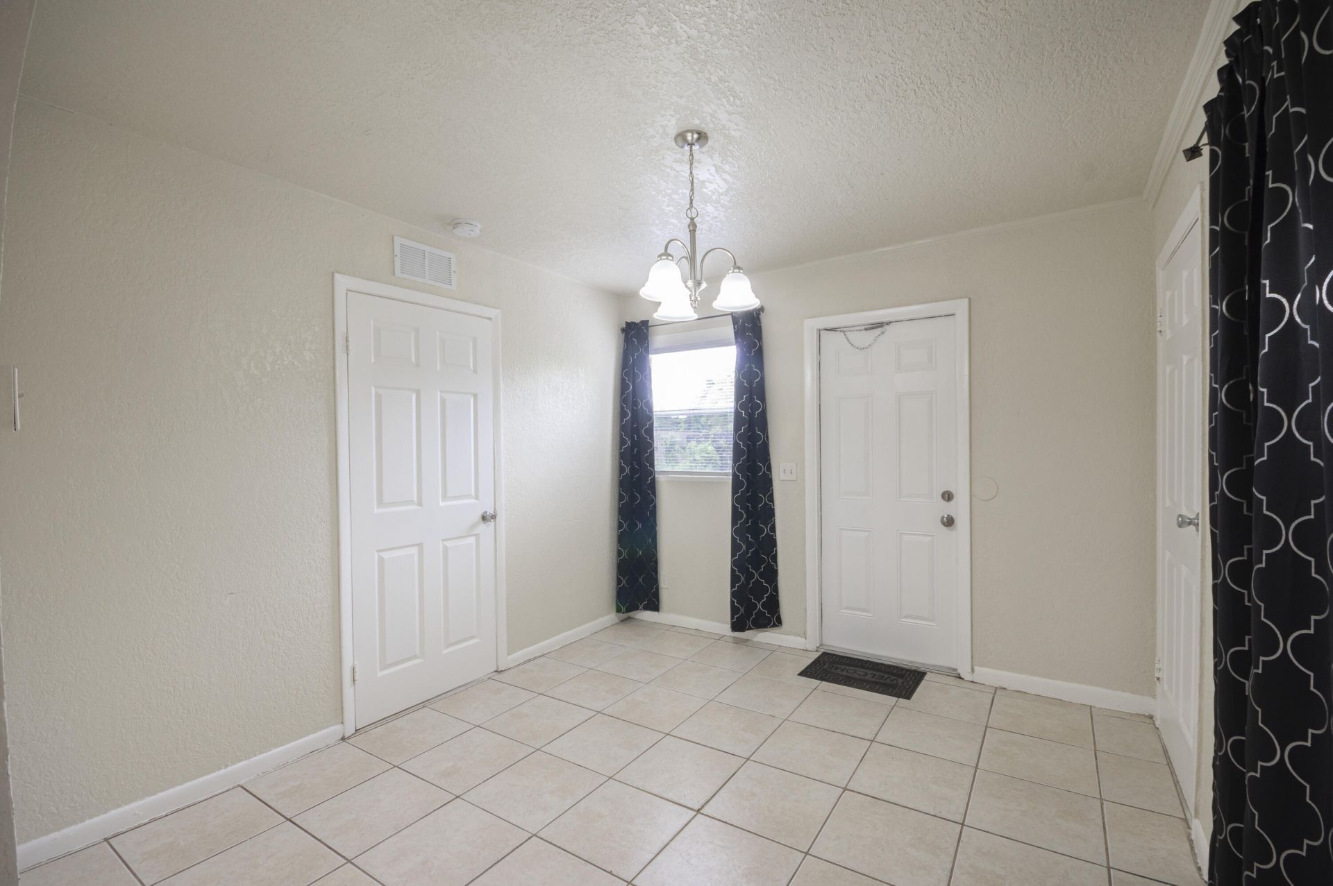 1023 N Australian Avenue, West Palm Beach, FL 33401 Photo