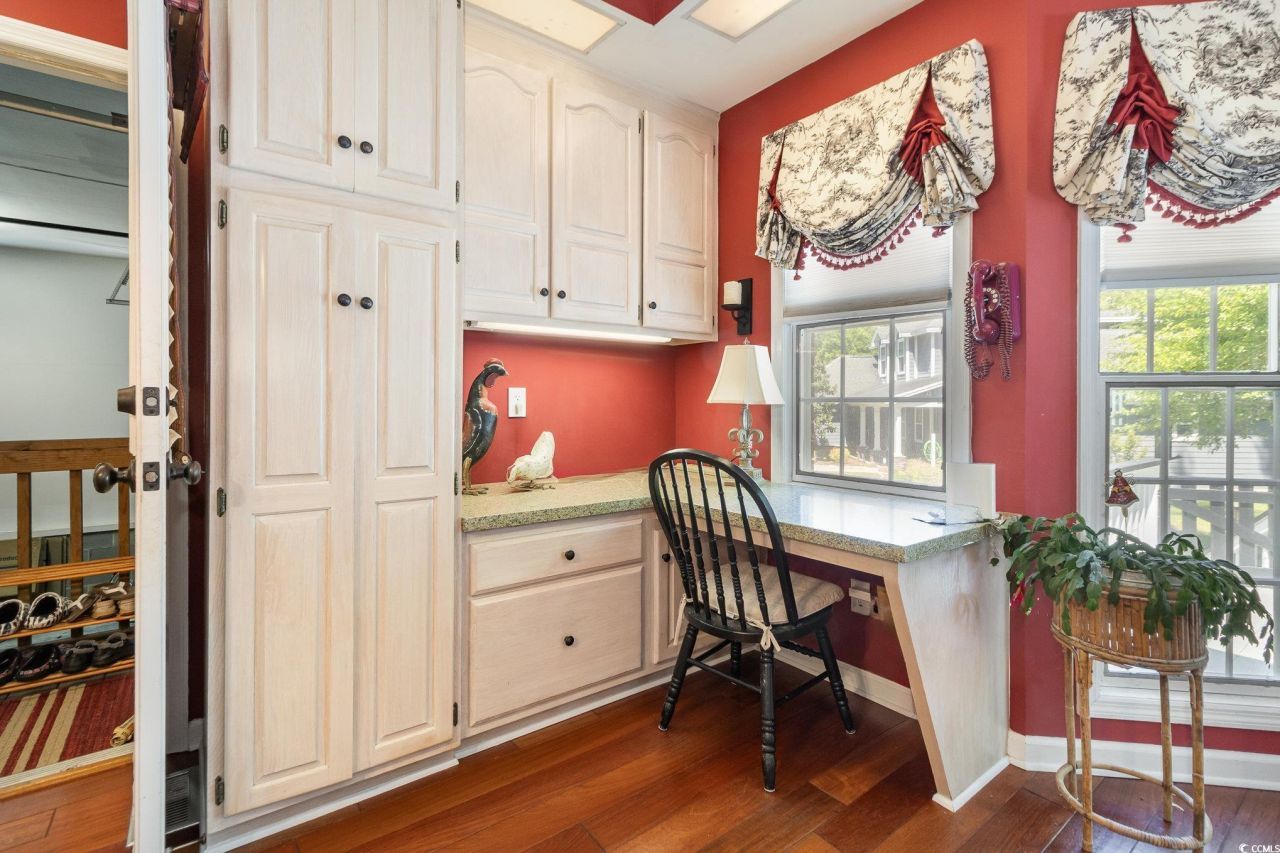 124 Windmeadows Dr. Photo 13