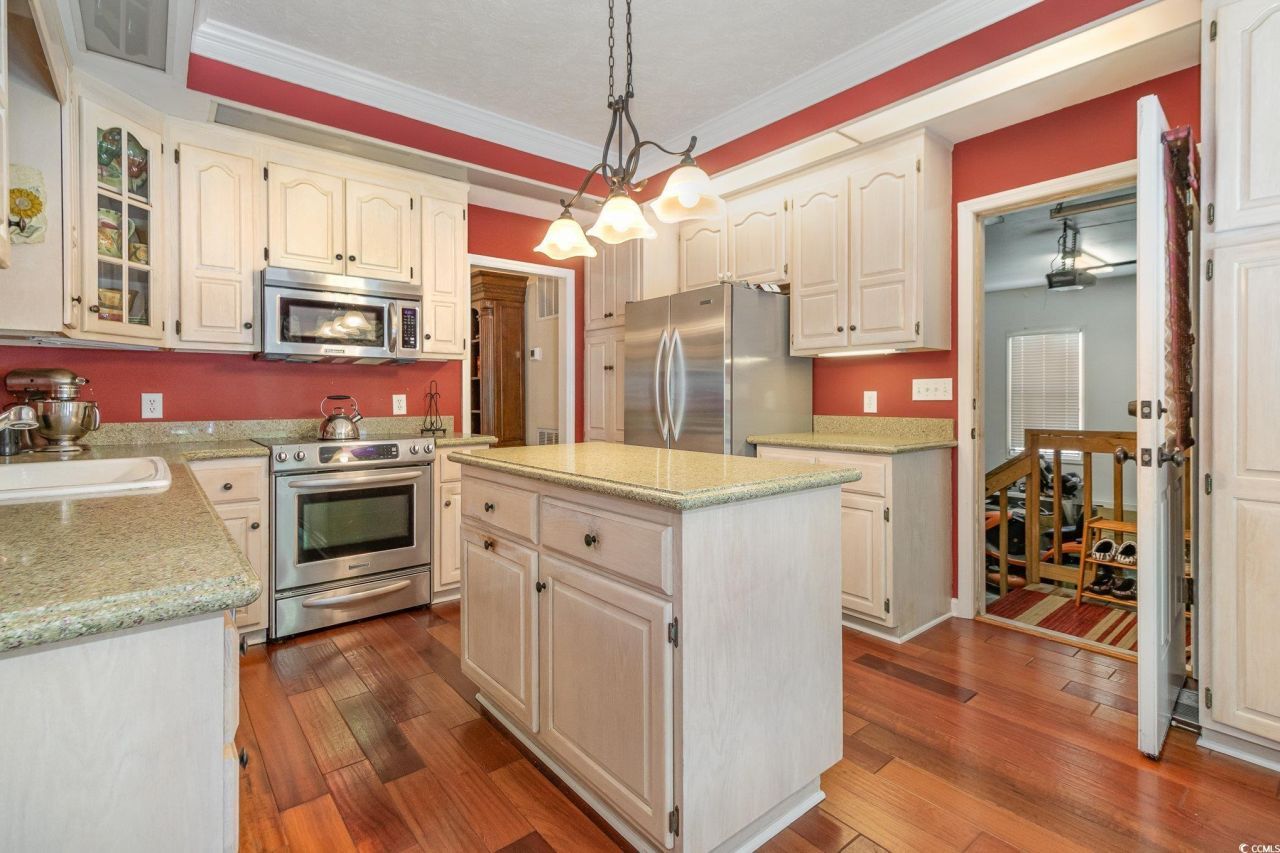 124 Windmeadows Dr. Photo 14