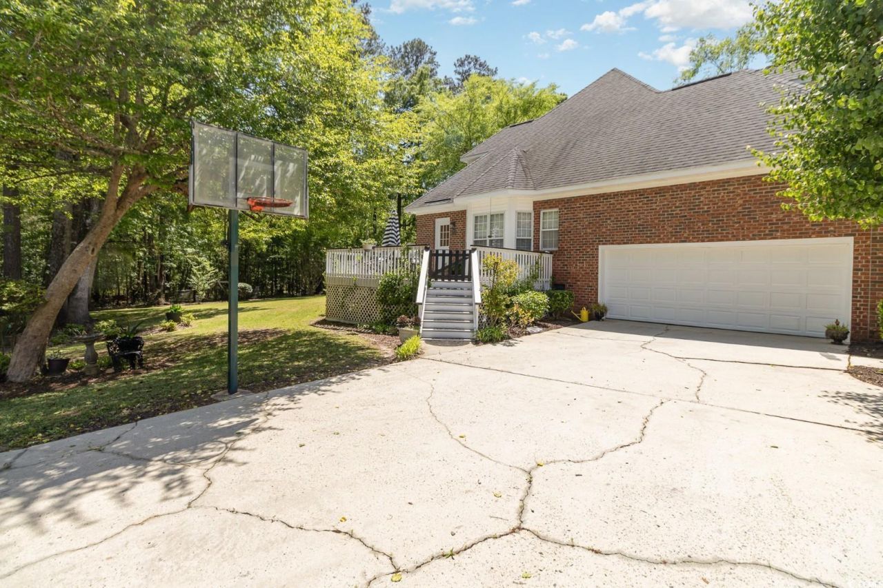 124 Windmeadows Dr. Photo 33