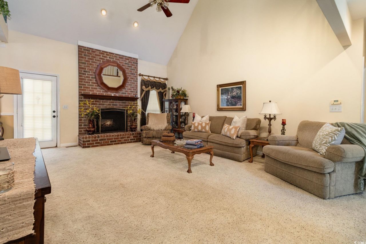 124 Windmeadows Dr. Photo 7