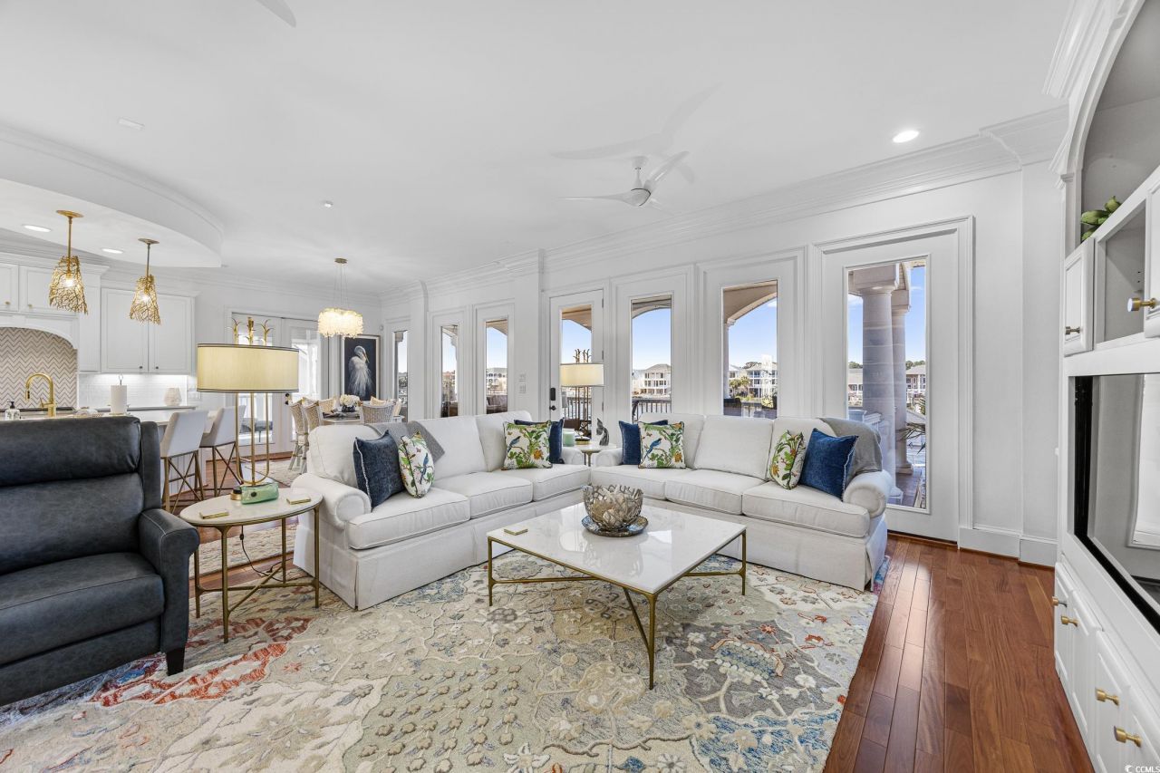 1607 Waterway Dr. Photo 10