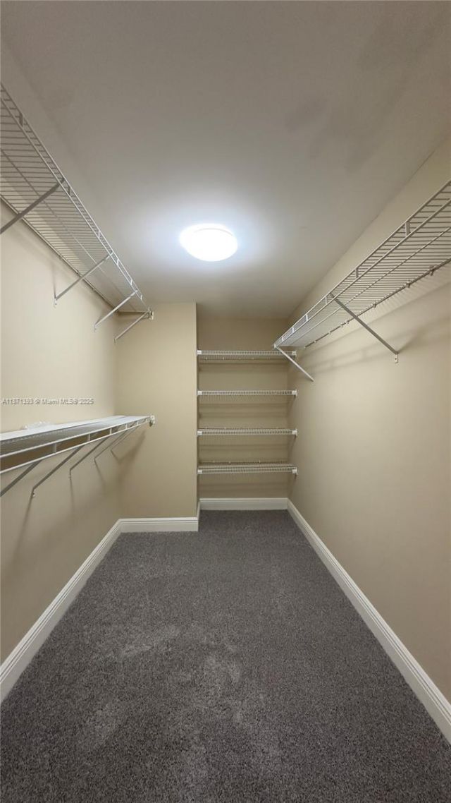 2425 Presidential Way, Unit 203, West Palm Beach, FL 33401 Photo