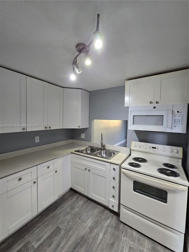 2800 NW 56th Ave, Unit C104, Lauderhill, FL 33313 Photo