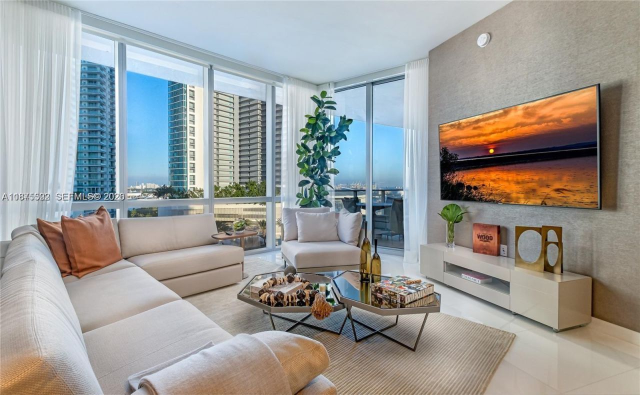 851 NE 1st Ave, Unit 1203, Miami, FL 33132 Photo