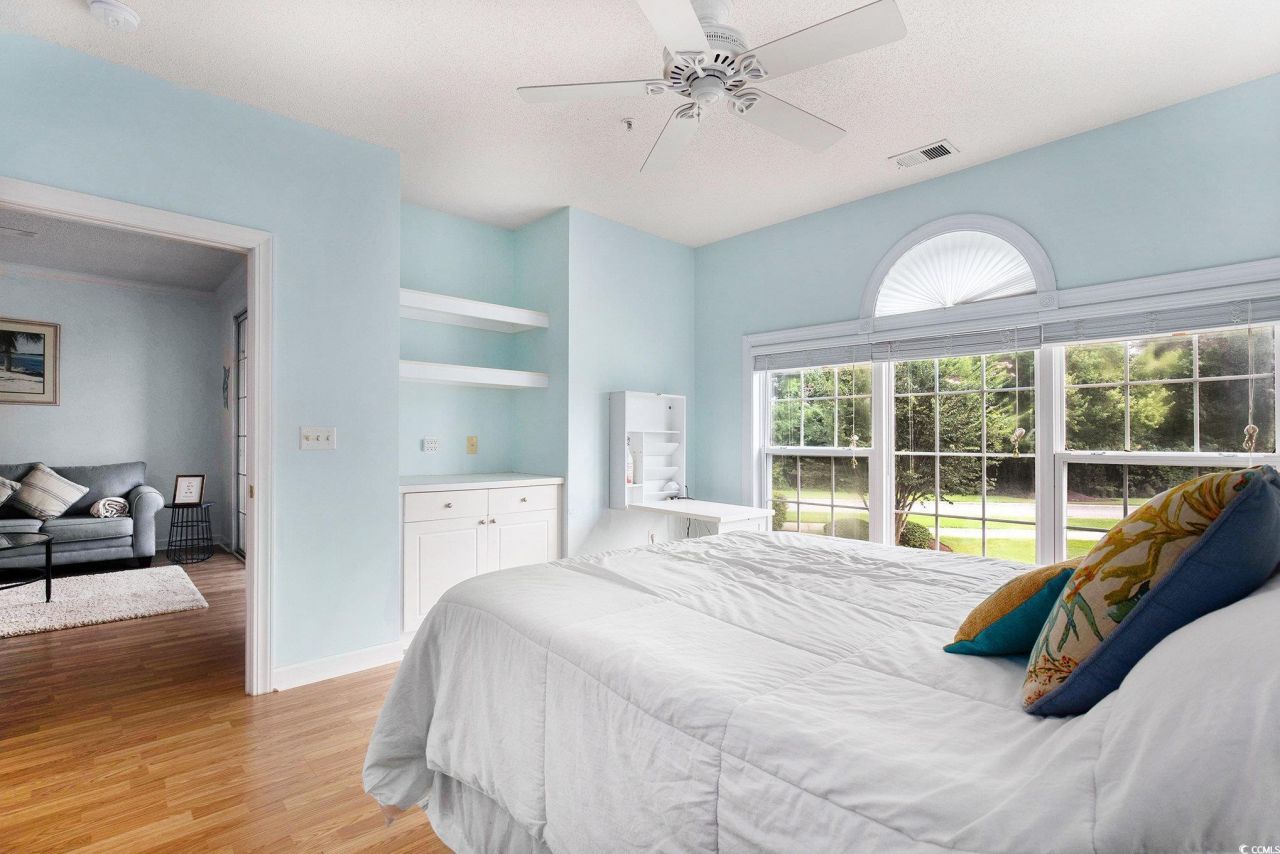 5825 Catalina Dr. Photo 13