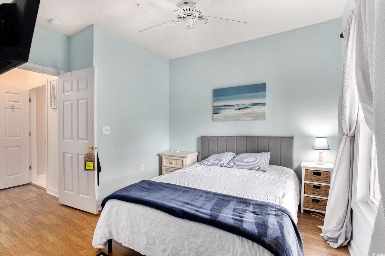 5825 Catalina Dr. Photo 19