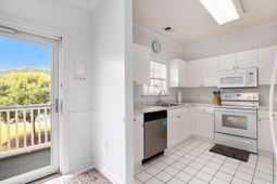 5825 Catalina Dr. photo 4