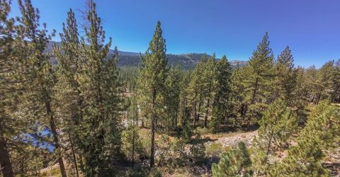 12605 E Sierra Drive, Truckee, CA 96161 Photo