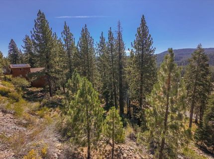 12605 E Sierra Drive, Truckee, CA 96161 Photo
