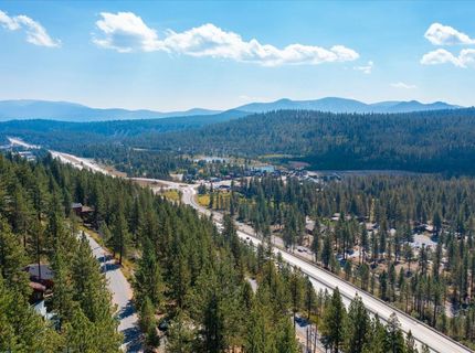 12605 E Sierra Drive, Truckee, CA 96161 Photo