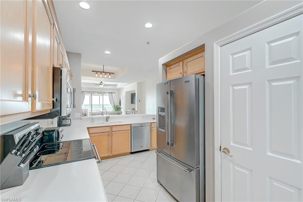 20051 Sanibel View Cir, Unit 303, Fort Myers, FL 33908 Photo