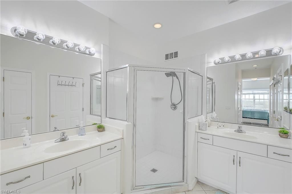 20051 Sanibel View Cir, Unit 303, Fort Myers, FL 33908 Photo