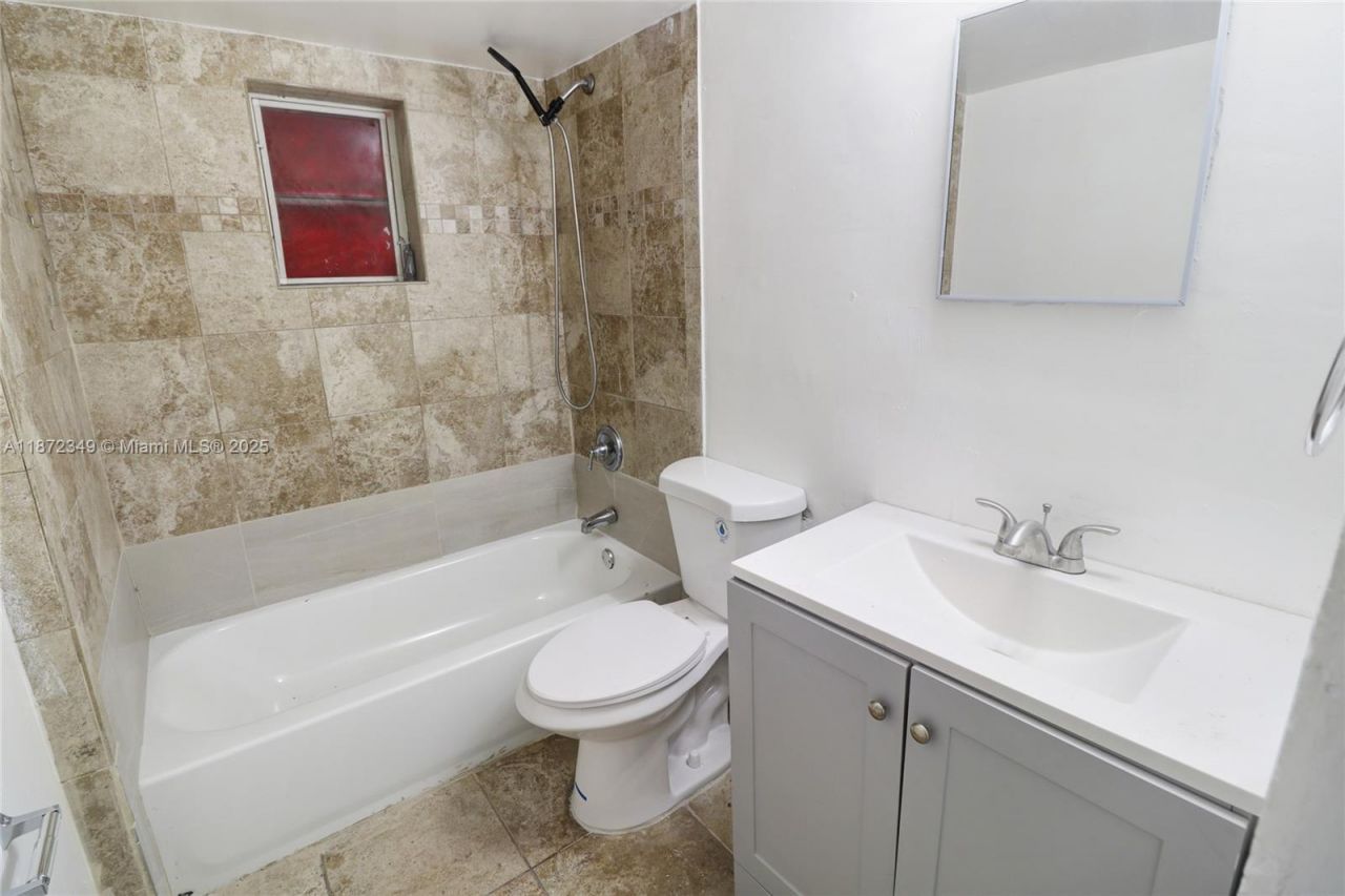 2768 NW 5th St, Pompano Beach, FL 33069 Photo