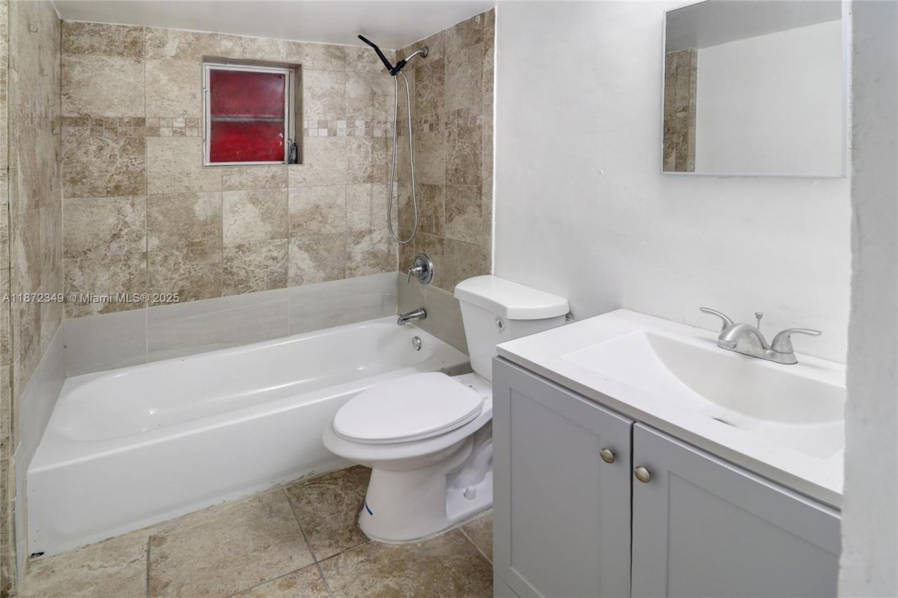 2768 NW 5th St, Pompano Beach, FL 33069 Photo