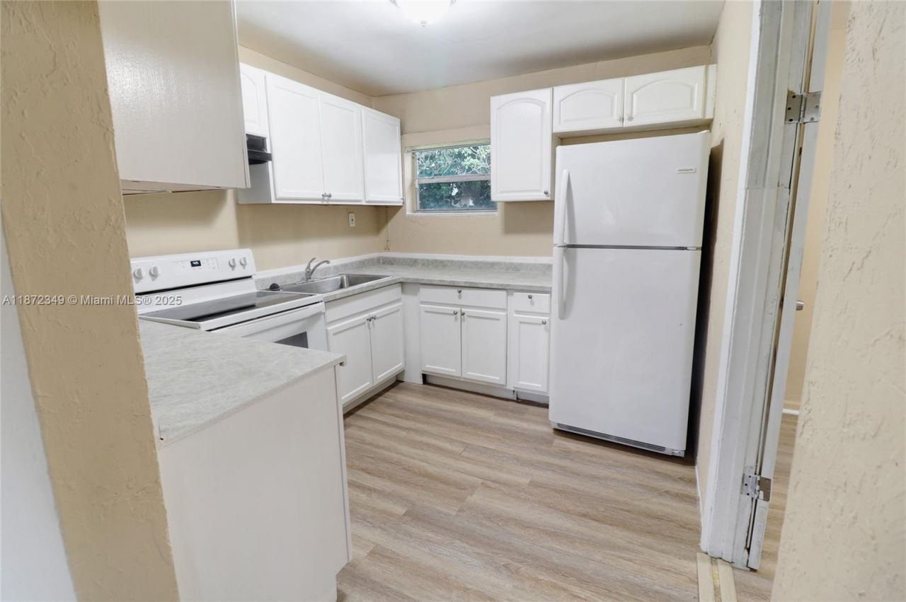 2768 NW 5th St, Pompano Beach, FL 33069 Photo