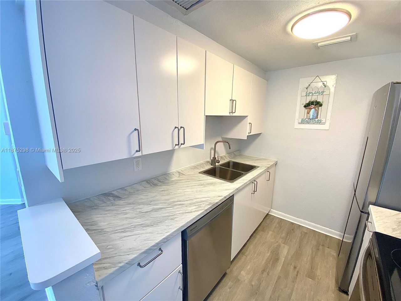 1185 Marseille Dr, Unit 307, Miami Beach, FL 33141 Photo