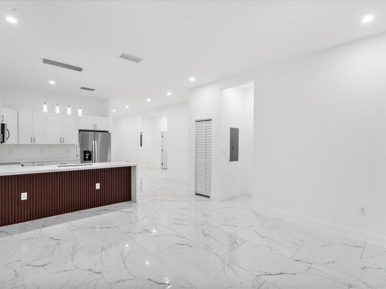 533 NW 16th Avenue, Fort Lauderdale, FL 33311 Photo