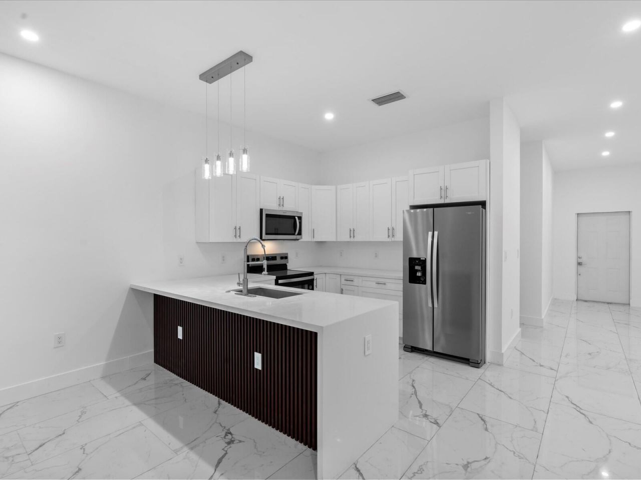 533 NW 16th Avenue, Fort Lauderdale, FL 33311 Photo