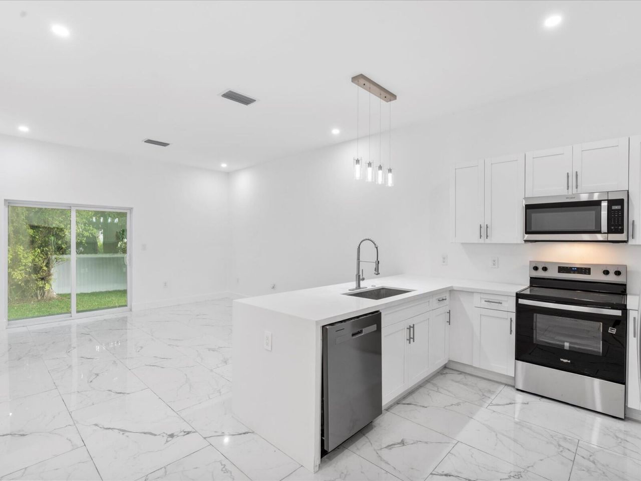 533 NW 16th Avenue, Fort Lauderdale, FL 33311 Photo