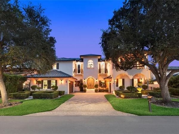 3030 NE 45th Street, Fort Lauderdale, FL 33308