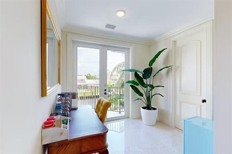 3030 NE 45th Street, Fort Lauderdale, FL 33308 Photo