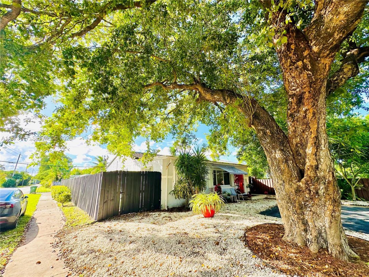 1501 NE 3rd Ave, Fort Lauderdale, FL 33304 Photo