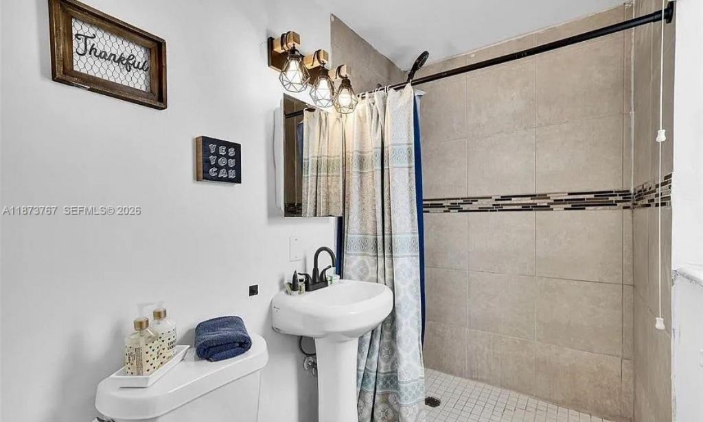 1501 NE 3rd Ave, Fort Lauderdale, FL 33304 Photo