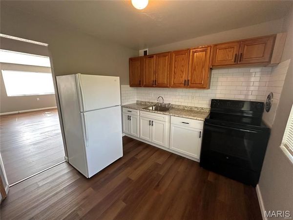 13 Bruce Drive, Florissant, MO 63031