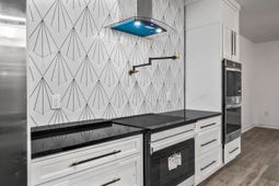 5829 Althea Avenue photo 4