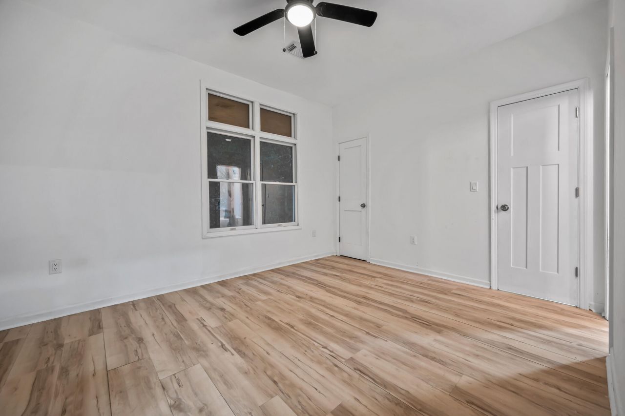 5829 Althea Avenue Photo 8