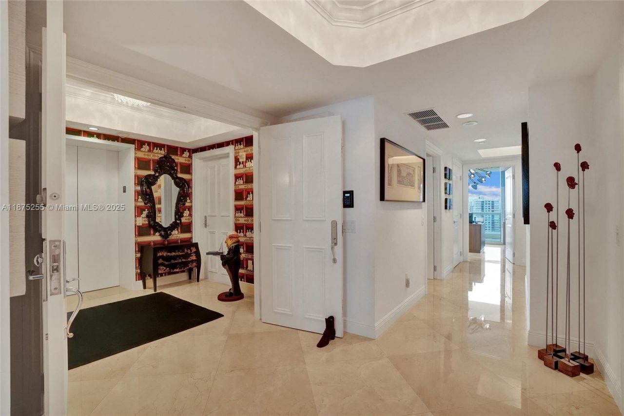6000 Island Blvd, Unit 1707, Aventura, FL 33160 Photo