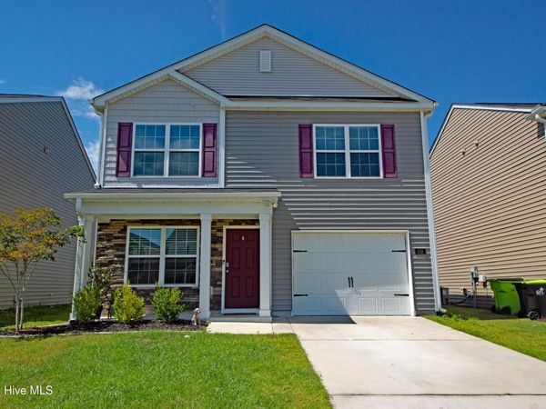 102 Mansfield Court, New Bern, NC 28562