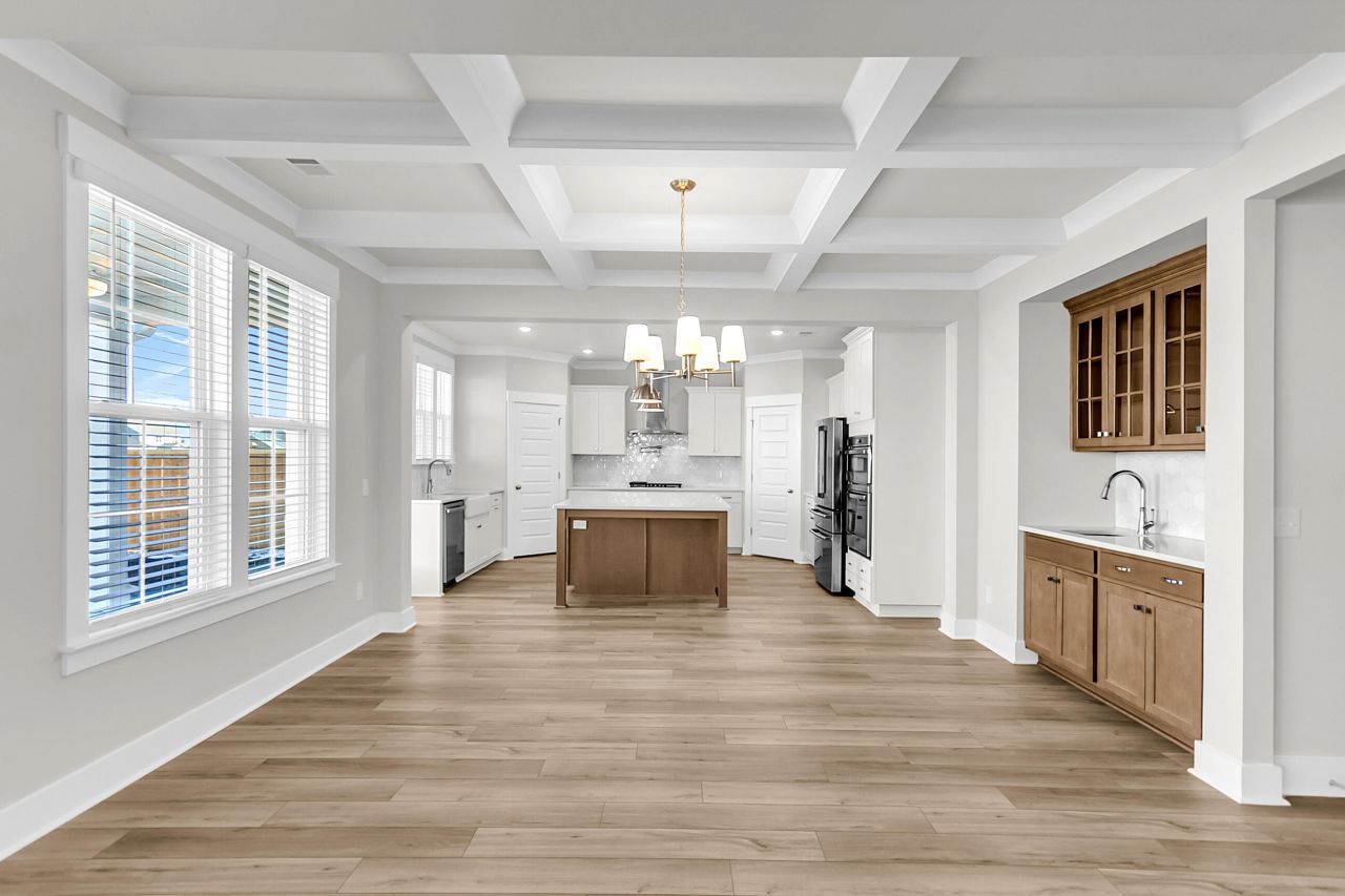 183 Grange Circle Photo 13