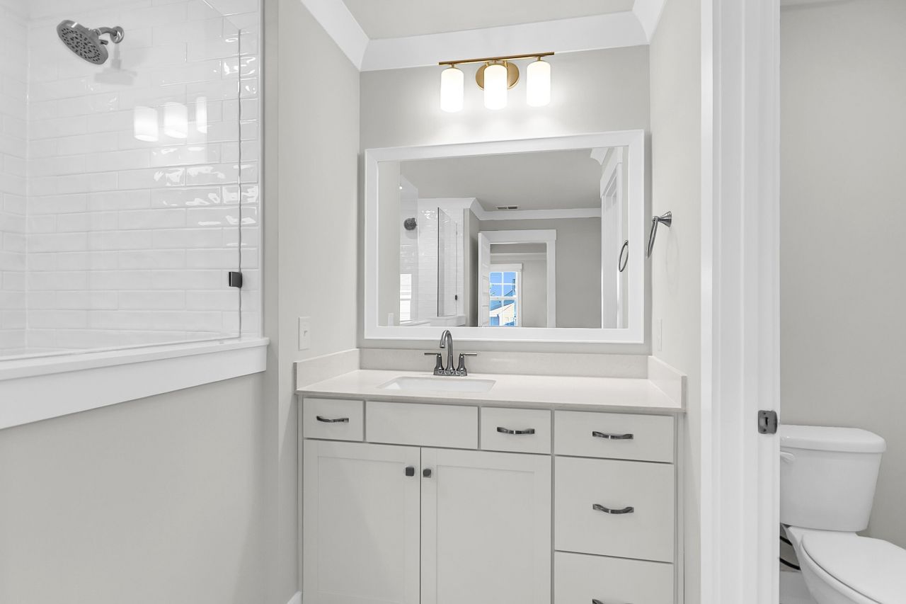 183 Grange Circle Photo 22