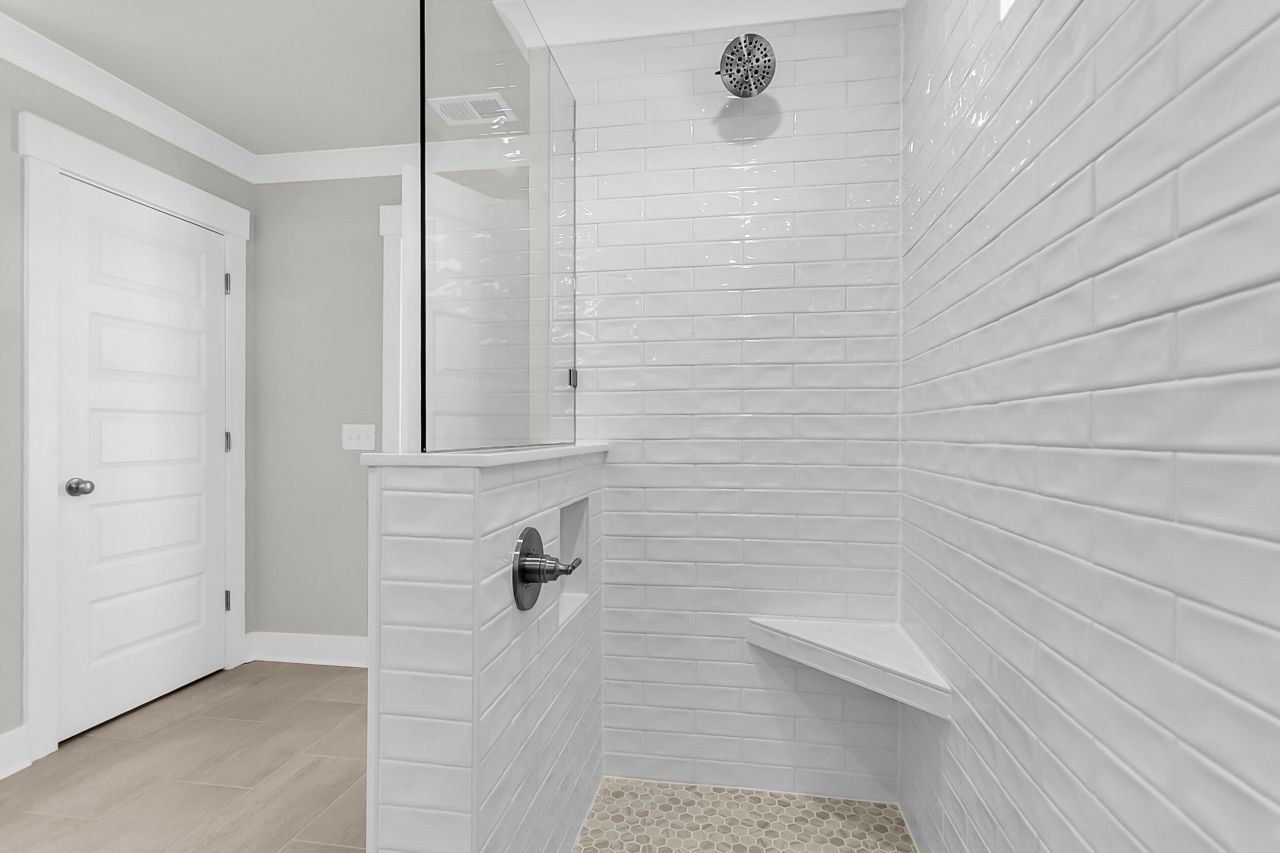 183 Grange Circle Photo 24