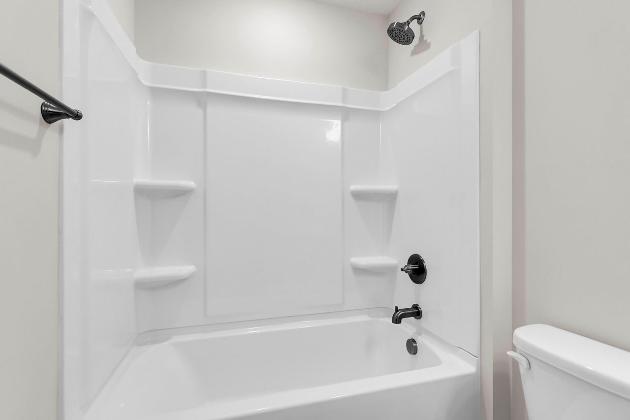 183 Grange Circle Photo 29