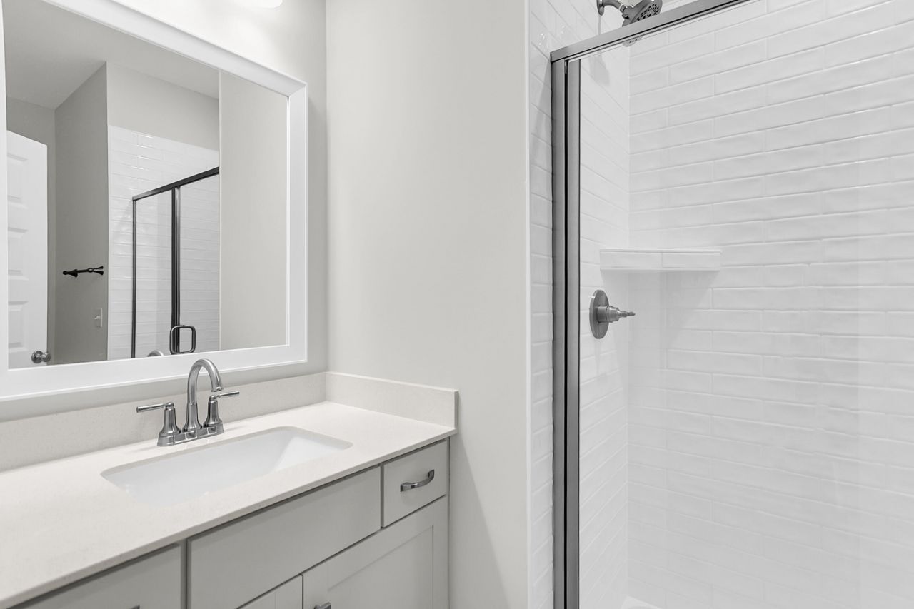 183 Grange Circle Photo 30