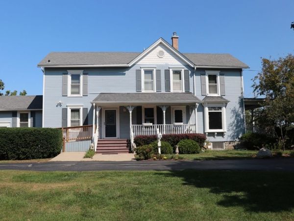 108 N Walkup Avenue, Crystal Lake, IL 60014