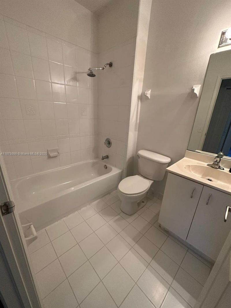 10812 NW 51st Ln, Doral, FL 33172 Photo