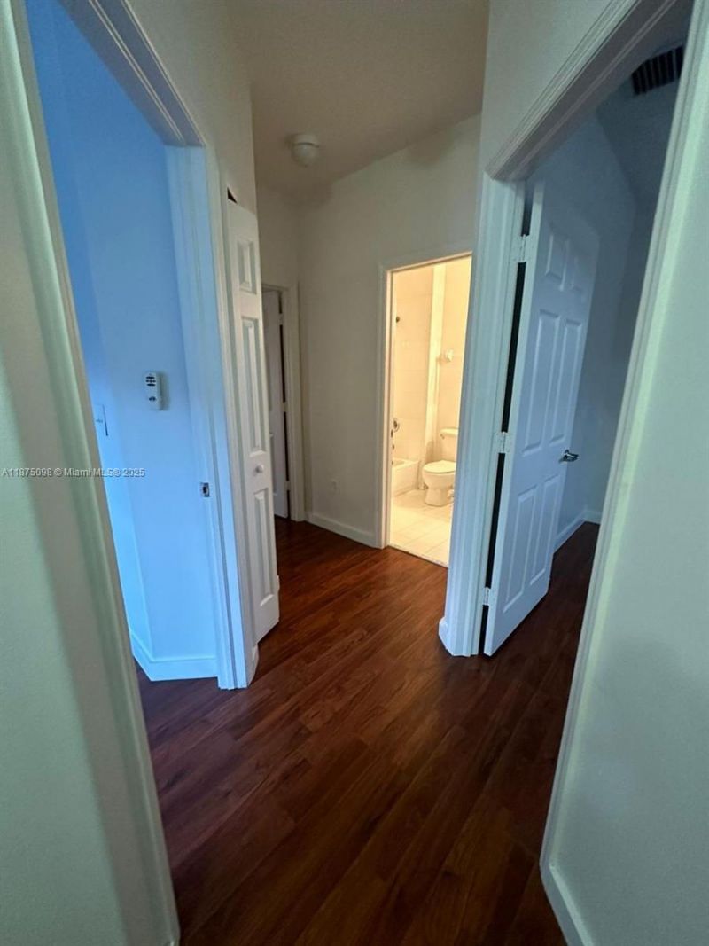 10812 NW 51st Ln, Doral, FL 33172 Photo