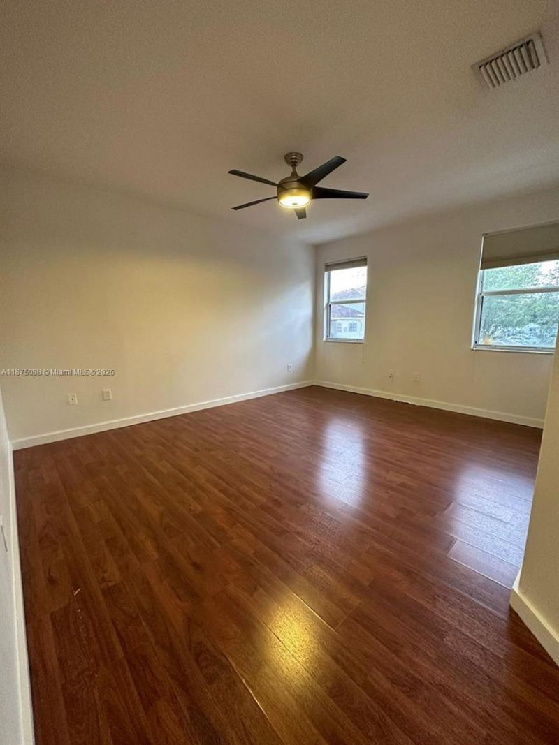 10812 NW 51st Ln, Doral, FL 33172 Photo