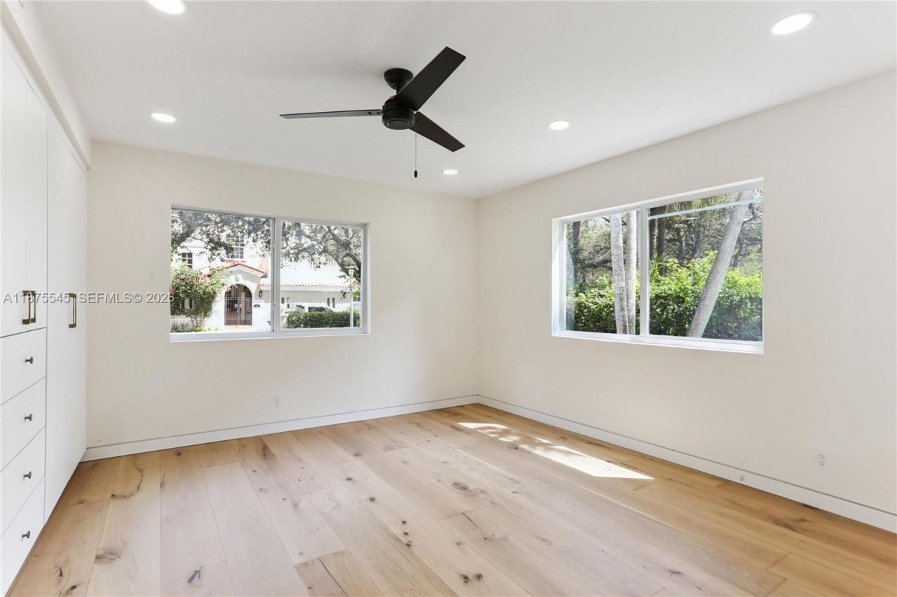 100 Edgewater Dr, Unit 142, Coral Gables, FL 33133 Photo