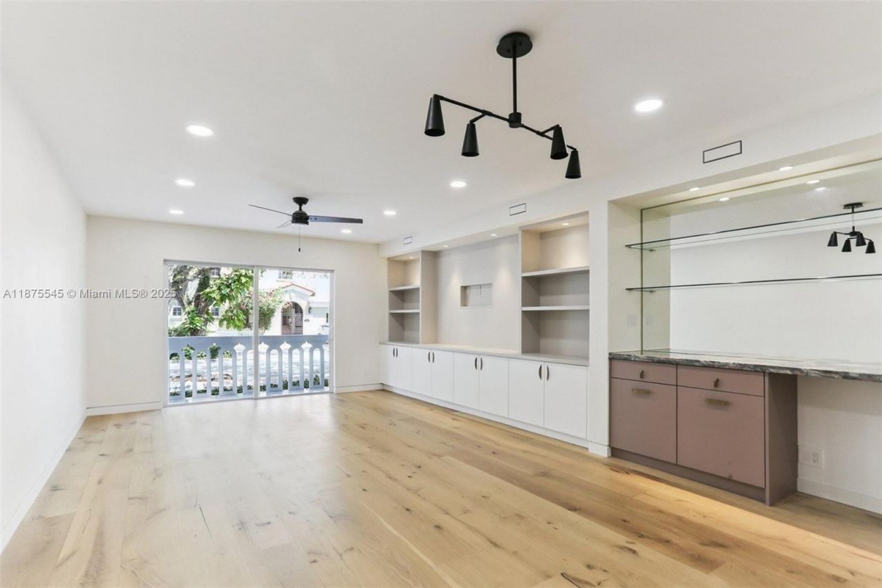 100 Edgewater Dr, Unit 142, Coral Gables, FL 33133 Photo