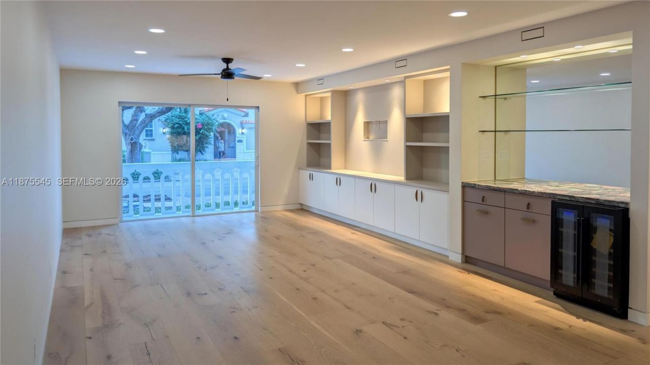 100 Edgewater Dr, Unit 142, Coral Gables, FL 33133 Photo