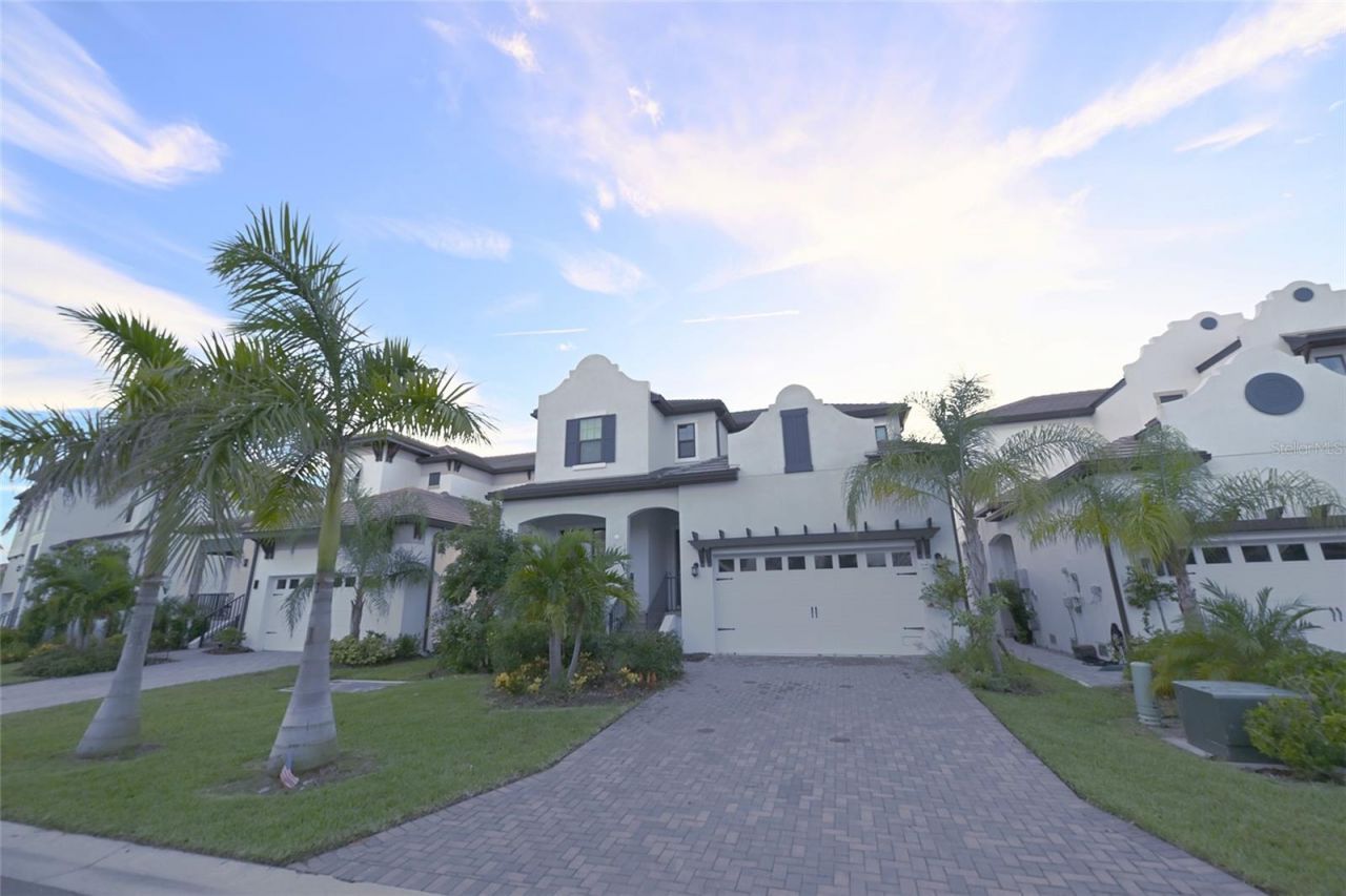 1056 Seagrape Drive, Ruskin, FL 33570 Photo