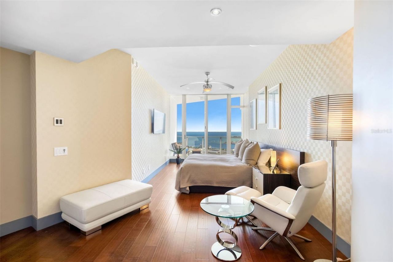 175 1st Street S, Unit 3103, Saint Petersburg, FL 33701 Photo